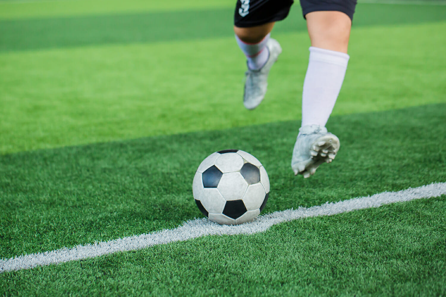 Dealing with common football injuries - The Horder Centre